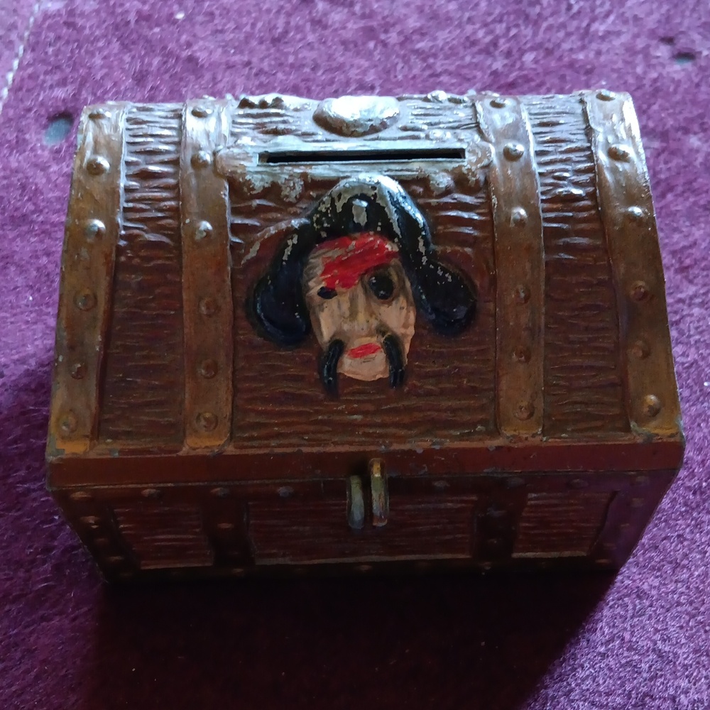 Antique Pirate Treasure Chest Bank
